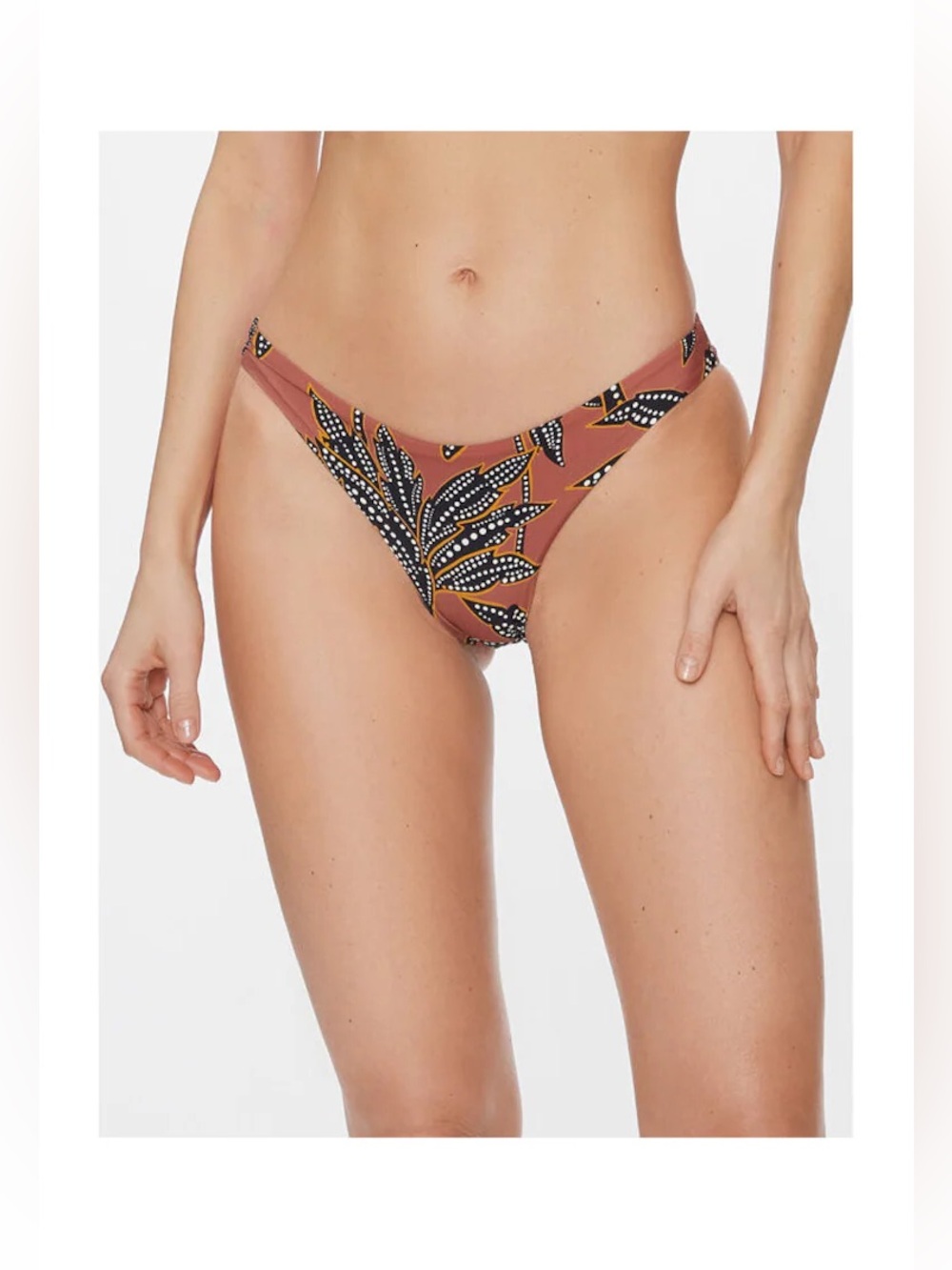 NWOT MAAJI Darkred Palms Flirt / Sublimity / Waikiki Cut MEDIUM